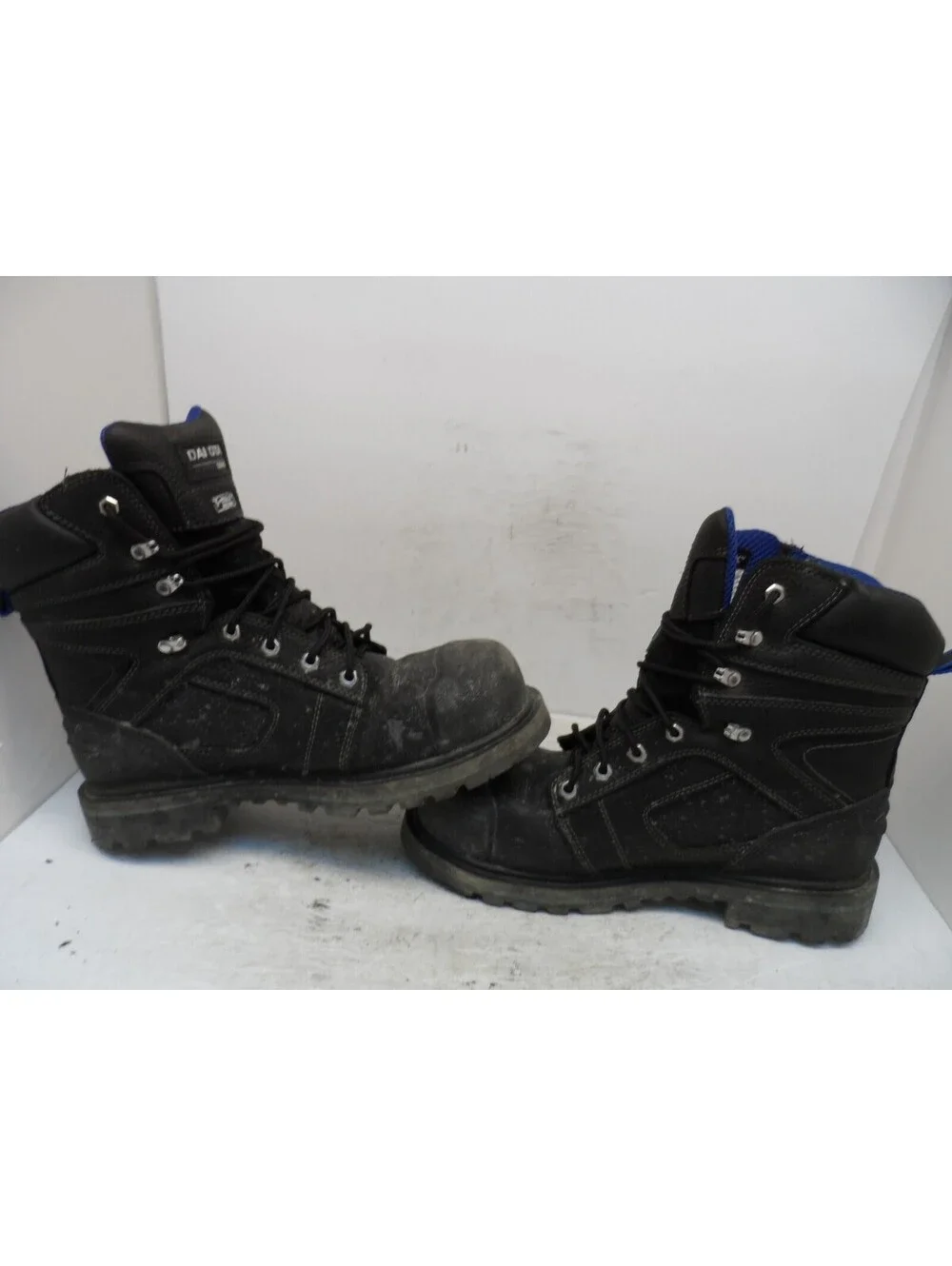 DAKOTA Men's 557 8